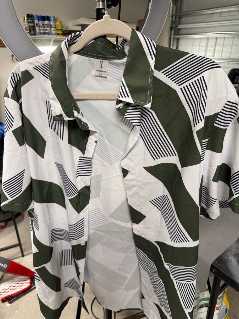 Conjuess Olive and White Geometric Short Sleeve Button-Down Shirt